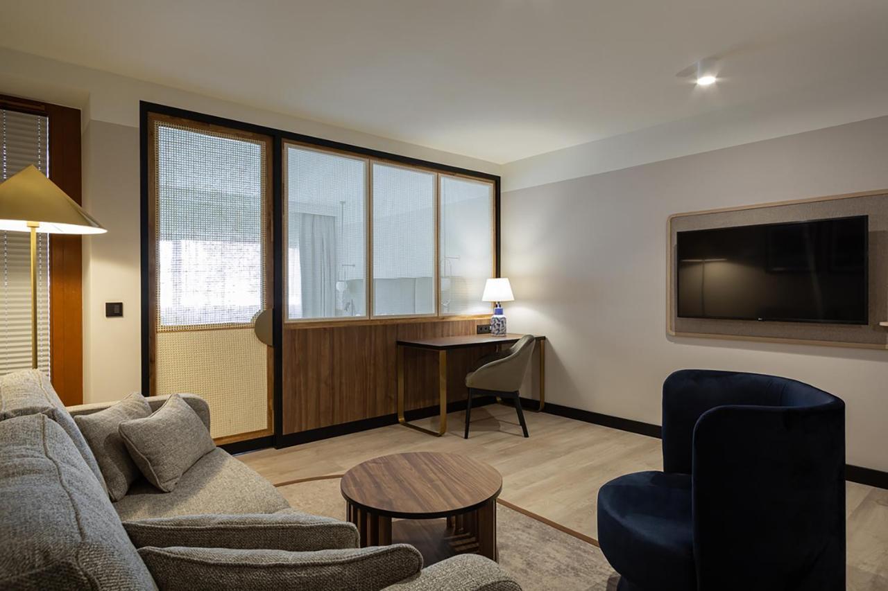 Royal Tulip Hotel