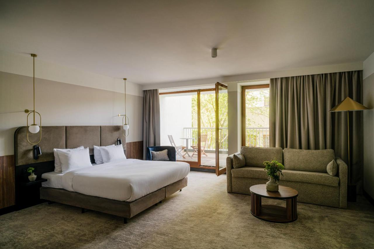 Royal Tulip Hotel 5*