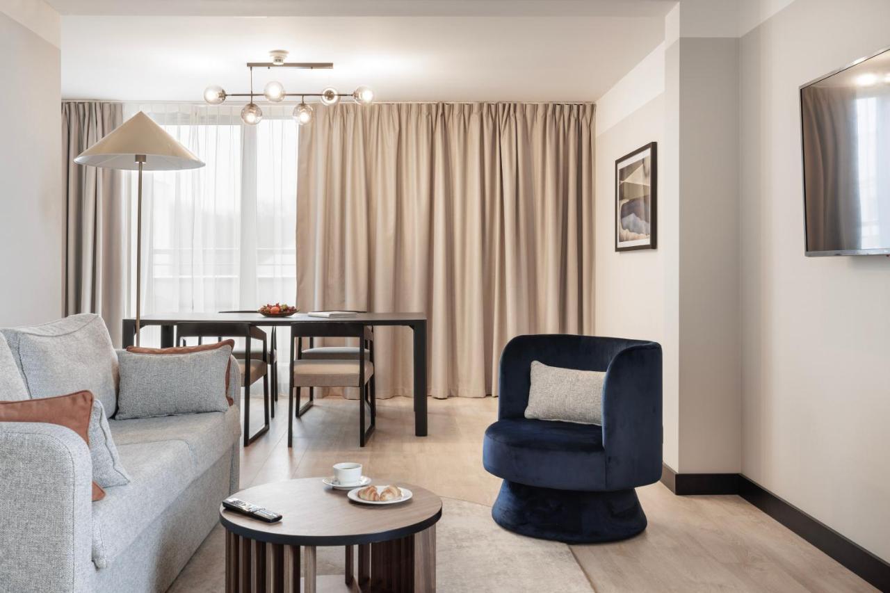 Royal Tulip Hotel 5*